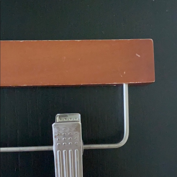 Very high quality wooden PANTS/SKIRT hangers! - Picture 3 of 8